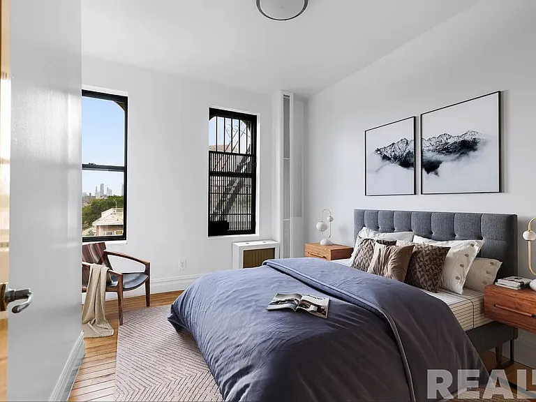 243 Henry St #3 — Photo 2