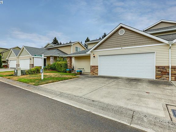 2nd image of 7613 NE 61st Way