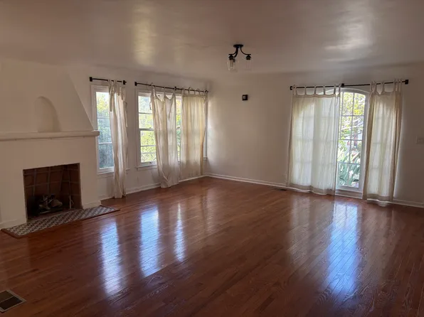 320 N Burlington Ave, Los Angeles, CA 90026