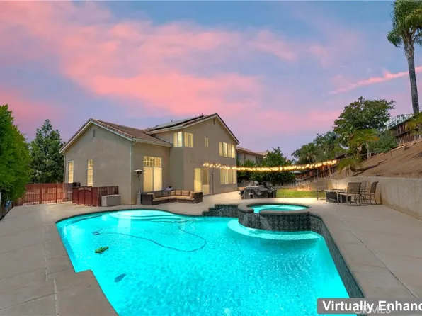 8962 Morning Hills Dr, Riverside, CA 92508