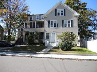 39 West St, Franklin, MA 02038