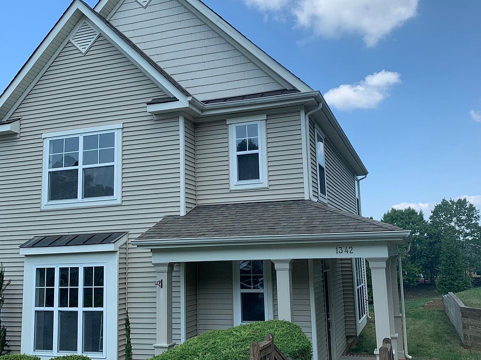 1st image of 1342 Stoney Ridge Rd