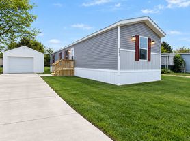 2050 Four Seasons Dr