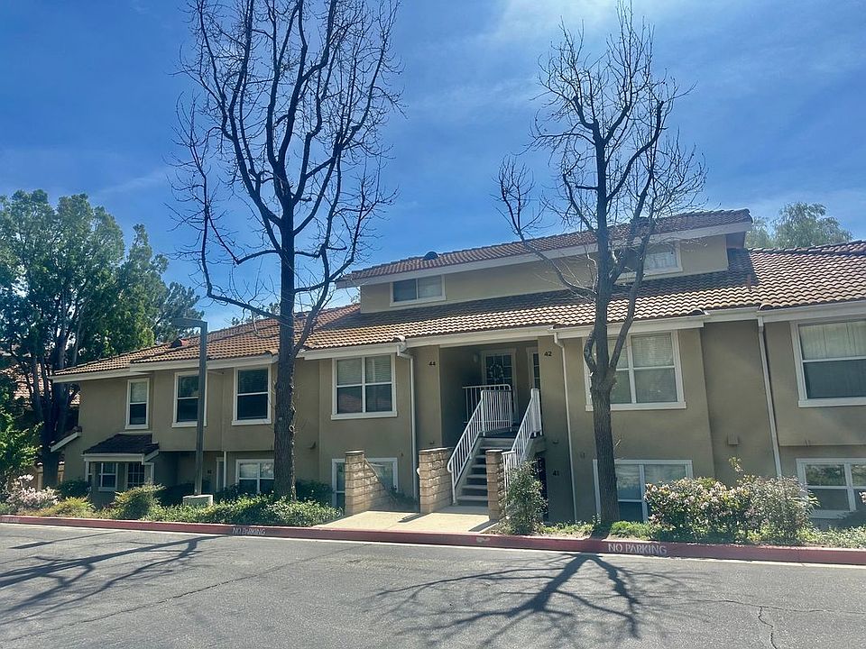 1st image of 2731 Erringer Rd APT 45