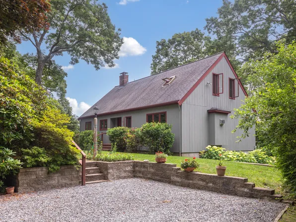 3 Nuovo Drive, Sagamore Beach, MA 02562