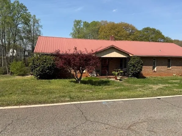 119 W Pine St, Duncan, SC 29334