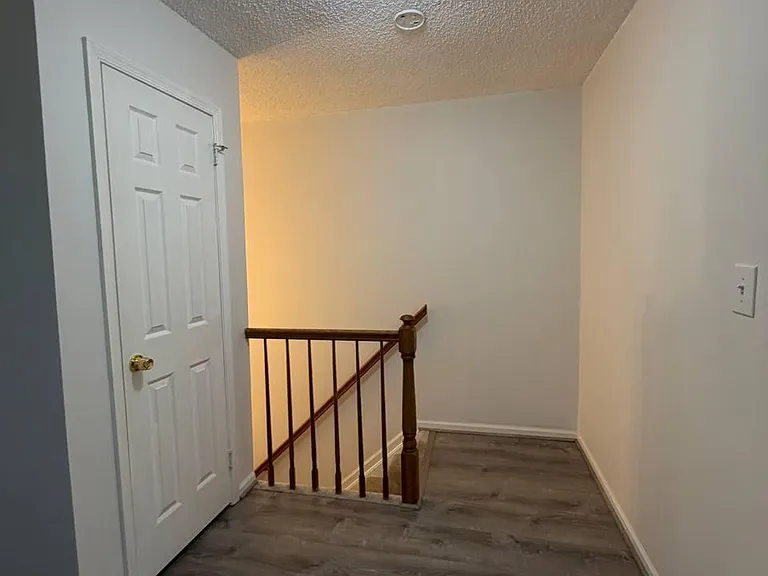7 Stuart Dr #3 — Photo 19