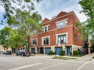 737 N Wood St, Chicago, IL 60622