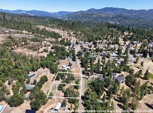 555 Hudspeth Ln, Shady Cove, OR 97539