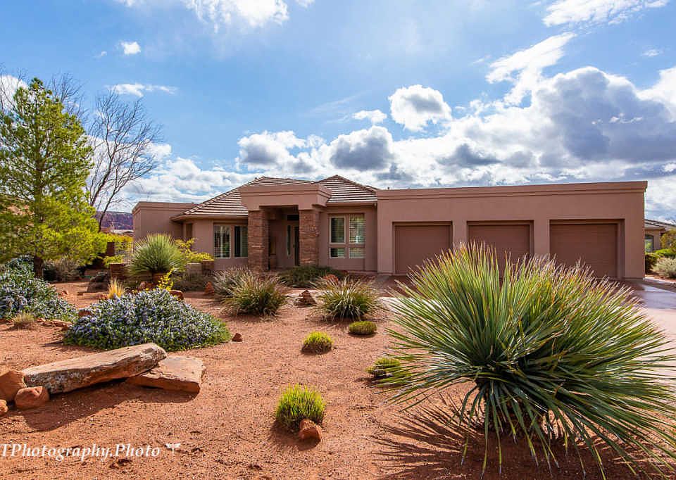 1st image of 284 N Painted Hills Dr