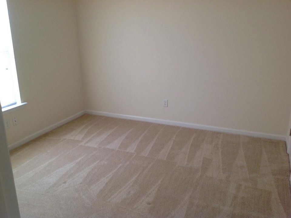 2nd image of 224 High Point Way