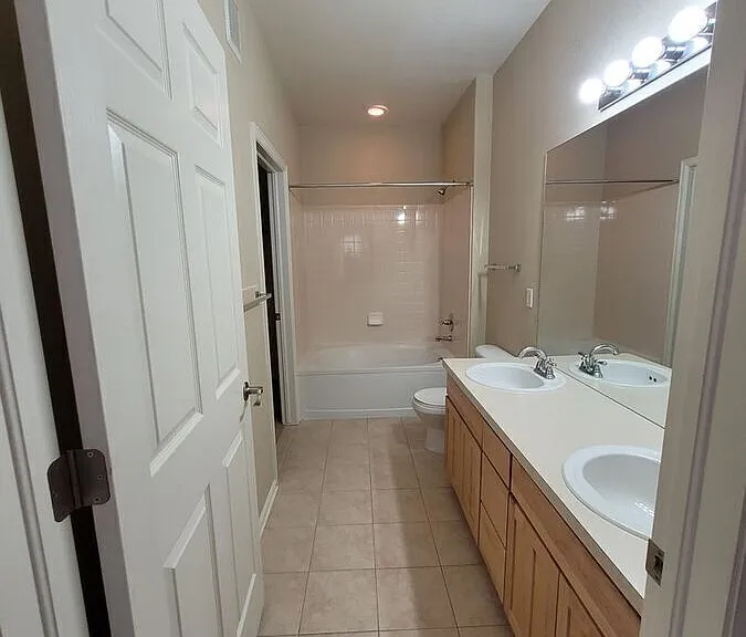 8200 E 8th Ave #1104 — Photo 10
