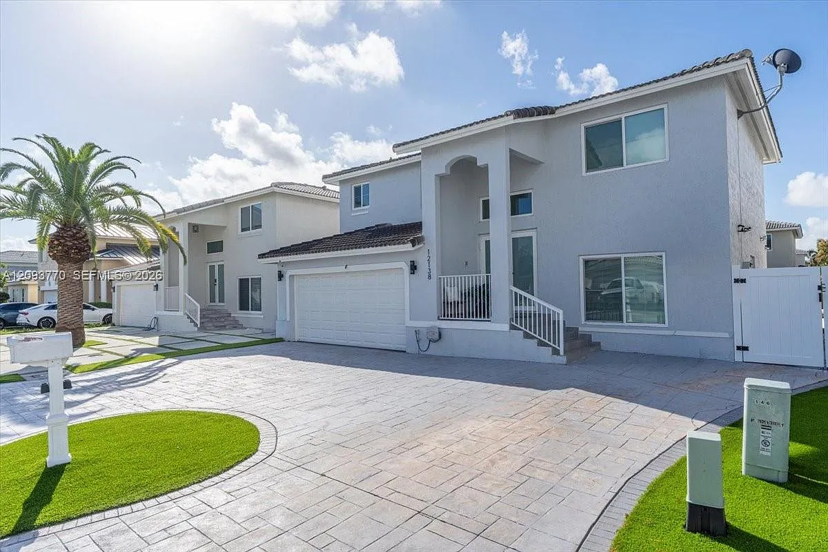 Biscayne Point South — Photo 3