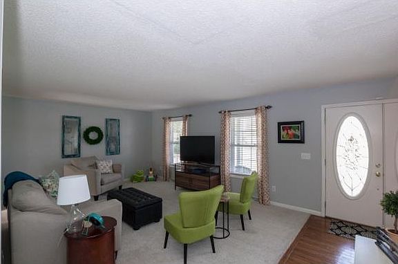 3rd image of 306 Ova Edwards Ct