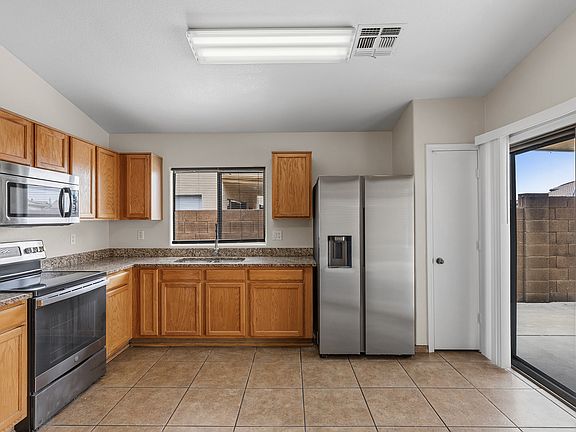 3rd image of 13602 N 130th Ave