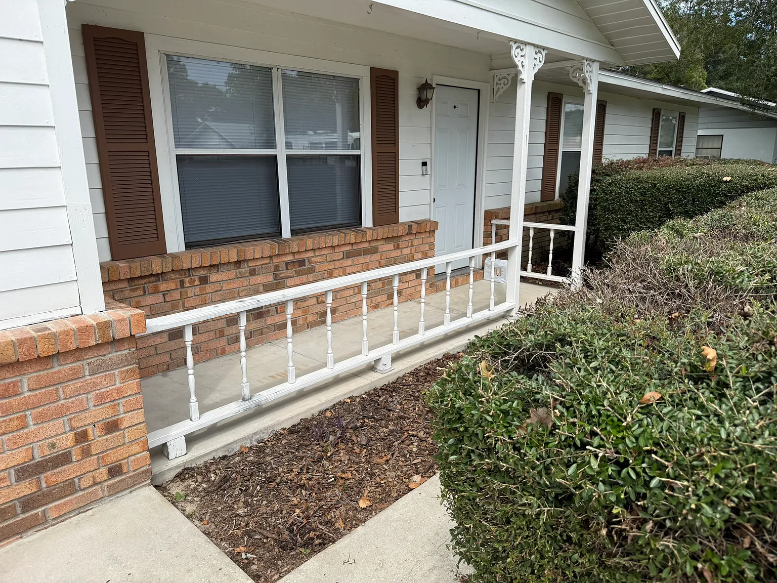 3 bed, 1428 sqft, $1,800 — Photo 2