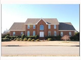 107 Club Rd, Suffolk, VA 23435