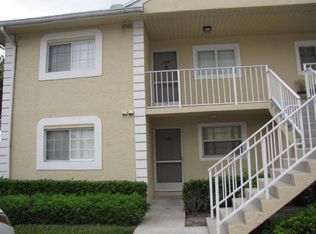1401 Palm Beach Trace Dr, Royal Palm Beach, FL 33411