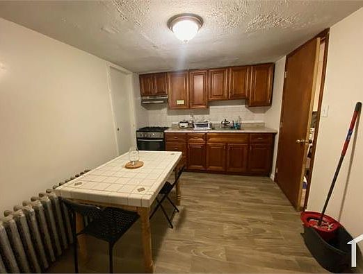 5th image of 2726 Holland Ave Floor 1