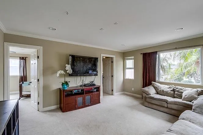 3991 Honeycutt St — Photo 17