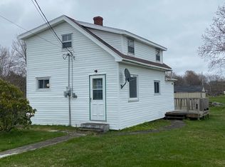 85 George St, Shelburne, NS B0T1W0