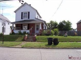 31 16th St NW, Barberton, OH 44203