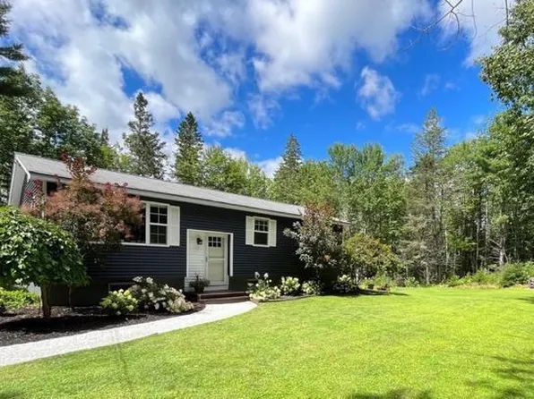 903 Levenseller Road, Holden, ME 04429
