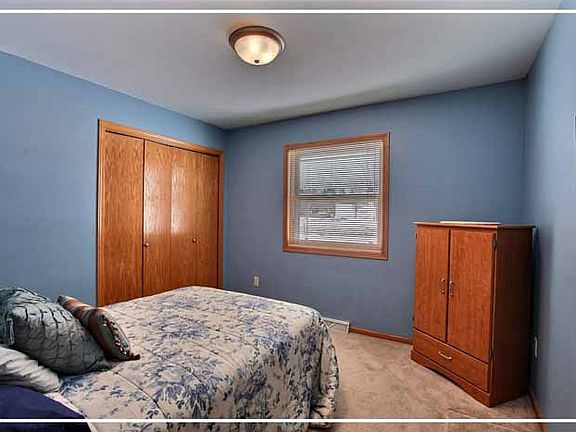 5th image of 1308 Quaw St
