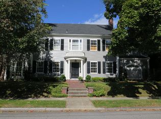 52 Upton Ave, Providence, RI 02906
