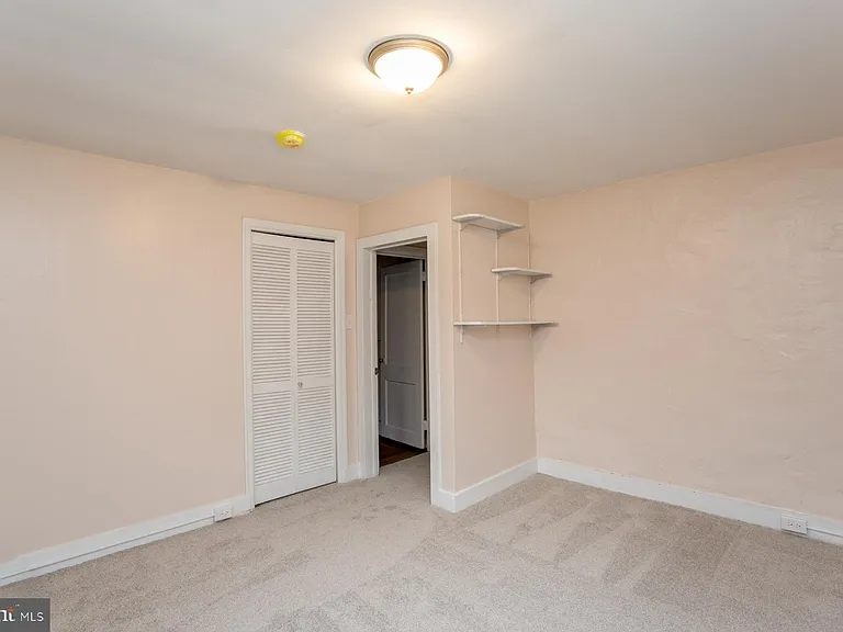 120 Tabor Rd — Photo 44