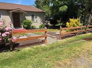 176 W Prairie St, Sequim, WA 98382