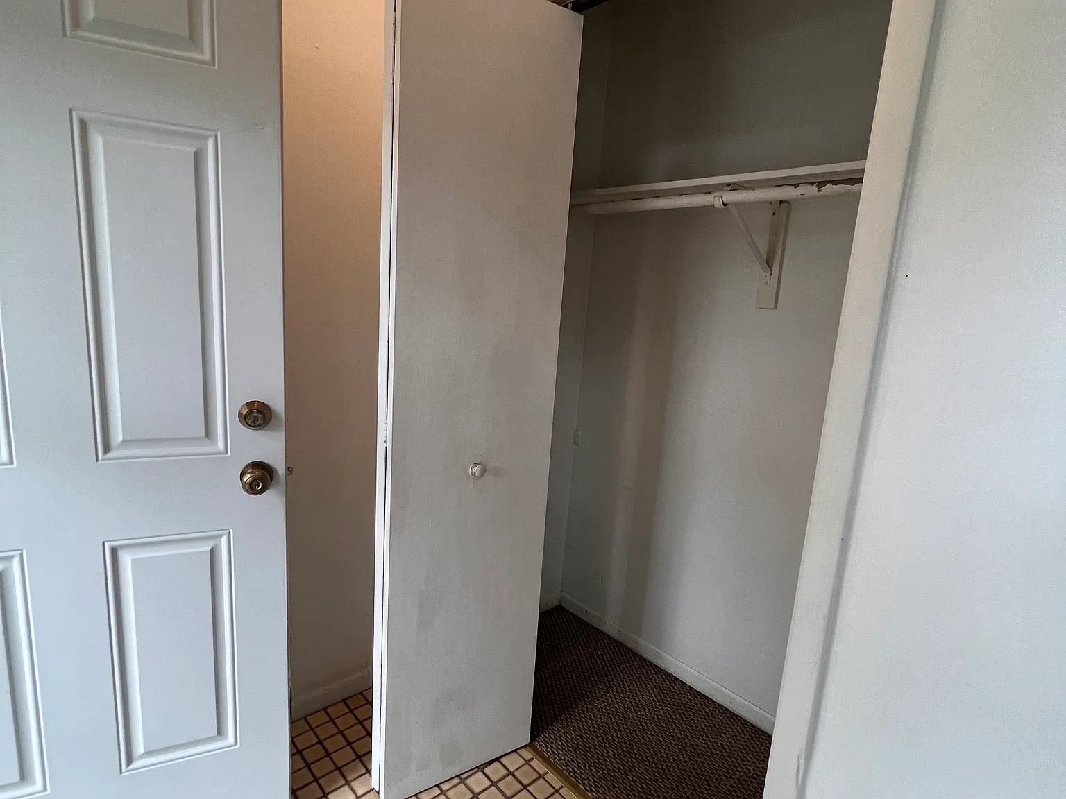 1 bed, 600 sqft, $950 — Photo 2