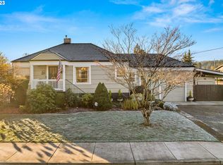 298 NW 6th Ave, Estacada, OR 97023