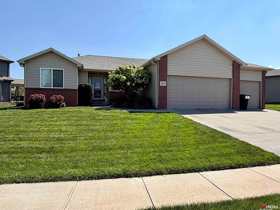 2nd image of 9502 S 71st St