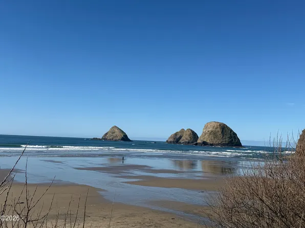10 Tl Roaring Tide Loop, Oceanside, OR 97134