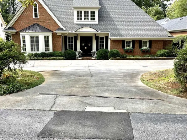 205 Hidden Hills Dr, Greenville, SC 29605