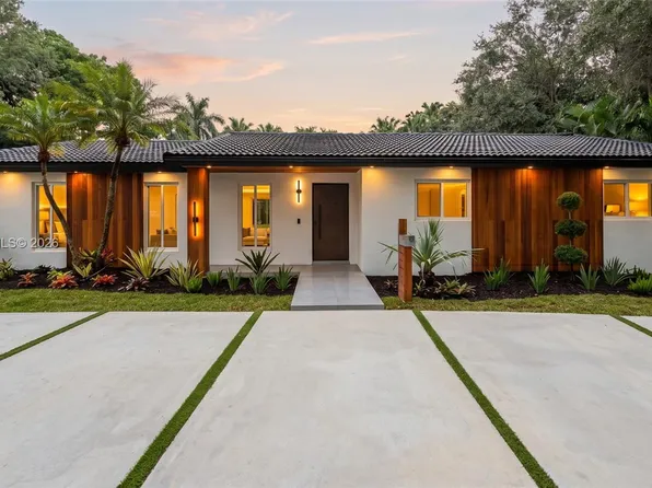 15321 SW 82nd Ave, Palmetto Bay, FL 33157