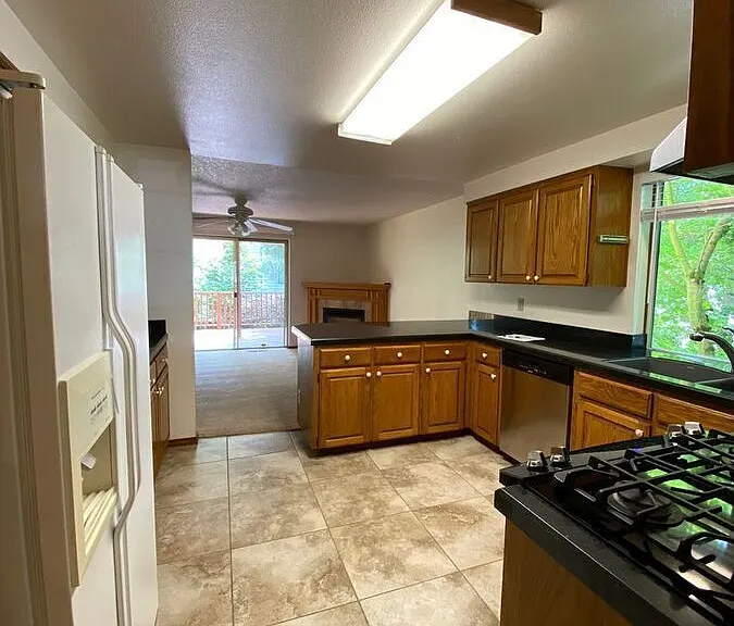 7950 SW 135th Ave — Photo 11