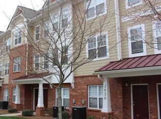 1208 Taliesin Ct, Charlotte, NC 28204