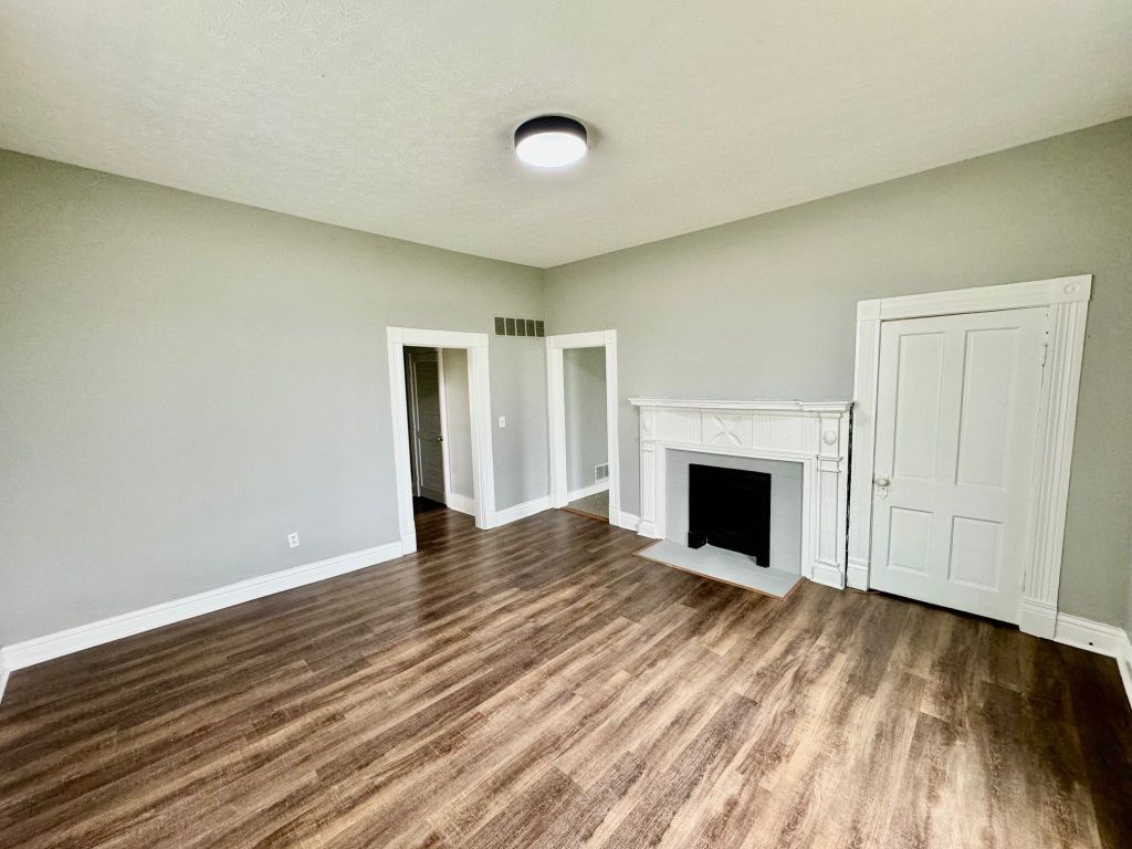 next background image