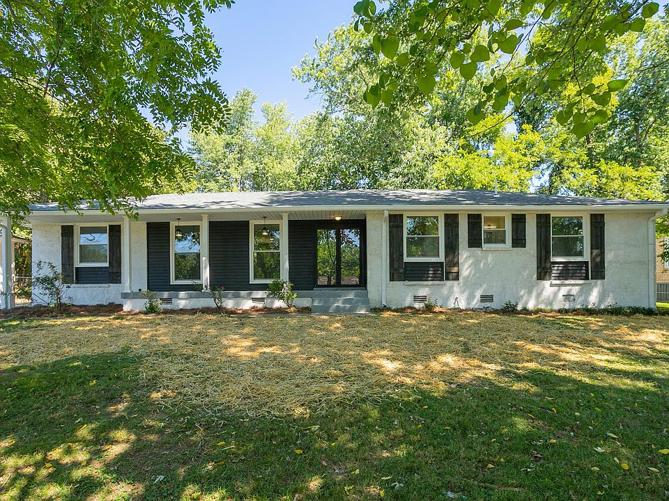 1st image of 629 Atlanta Dr