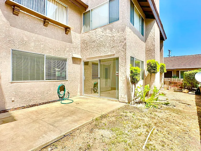 309 Ivy Ter — Photo 20