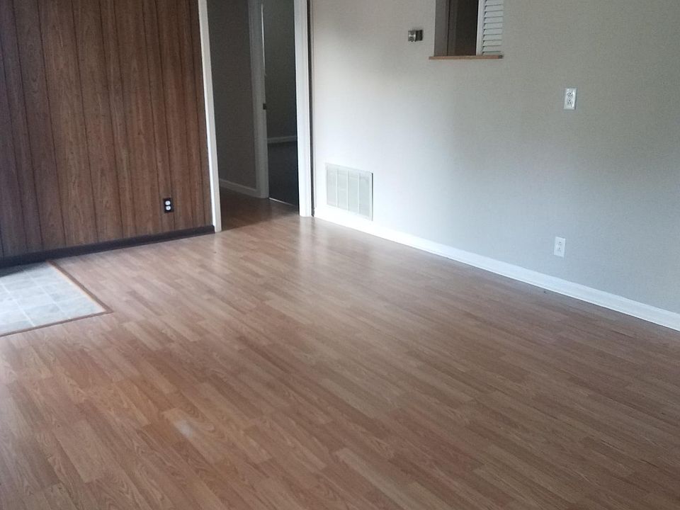 1st image of 2322 Englewood Ct