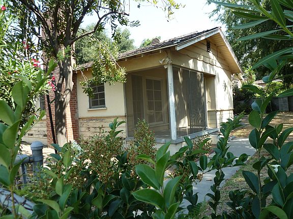 house-entry-front view