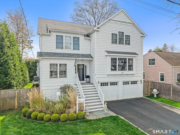228 Eastlawn St, Fairfield, CT 06824