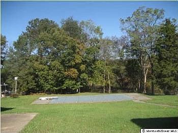 2nd image of 1102 Larsen Rd