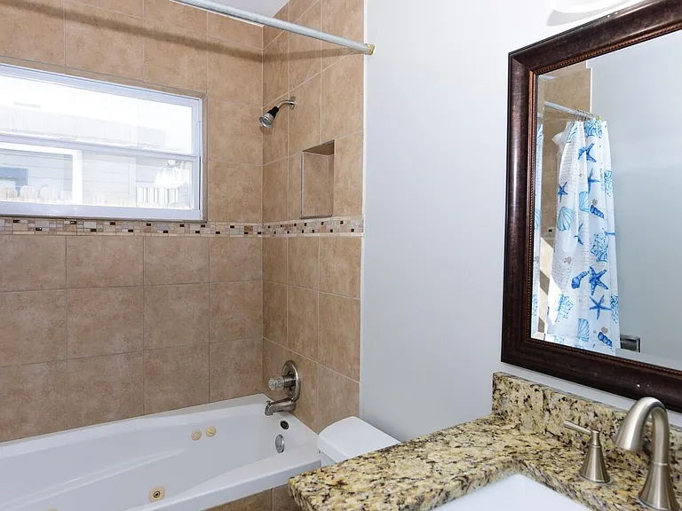 598 NE Maranta Terrado — Photo 17