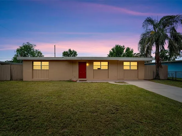 1317 Warrington Way, Tampa, FL 33619