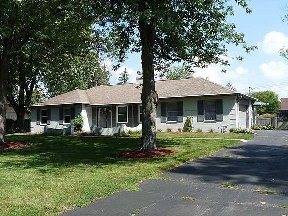 2nd image of 5545 N Alton Ave