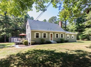 47 Bourne Rd, Plymouth, MA 02360